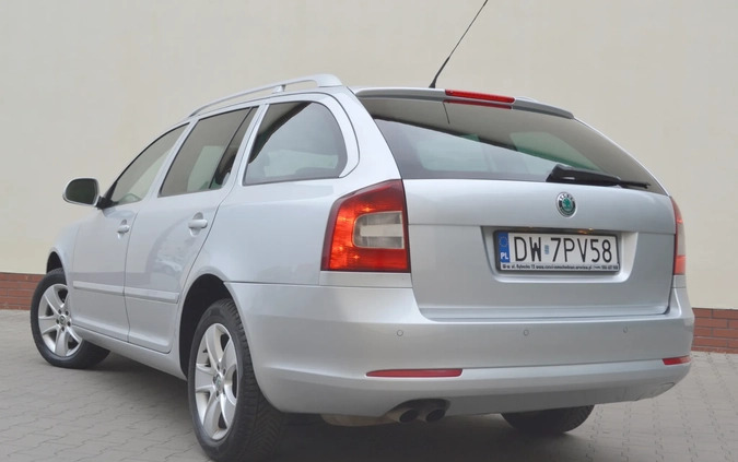 Skoda Octavia cena 17900 przebieg: 374800, rok produkcji 2011 z Gołańcz małe 277